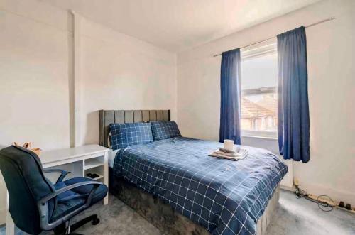 room detail thumbnail 0