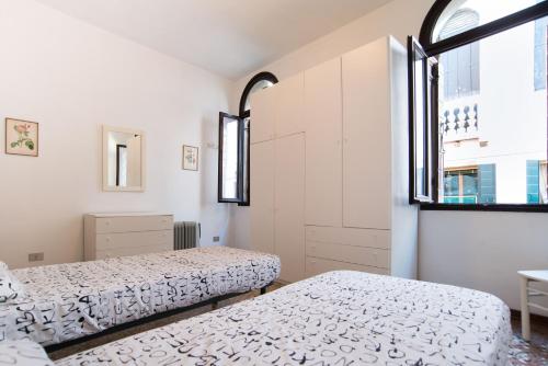 Lustraferi Apartment