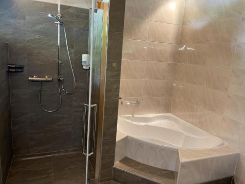 Lehner Schlössl with whirlpool and sauna Lehner Schlössl with whirlpool and sauna