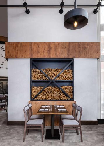 644860700 The Lodge at Spruce Peak, a Destination by Hyatt Residence