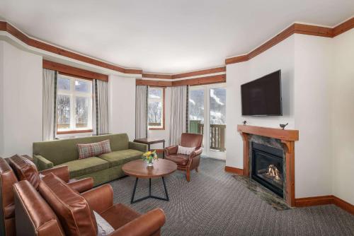 644860764 The Lodge at Spruce Peak, a Destination by Hyatt Residence