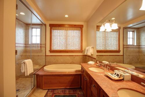 644860816 The Lodge at Spruce Peak, a Destination by Hyatt Residence