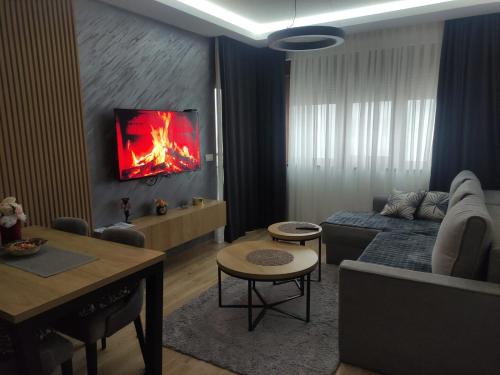 One-Bedroom Apartment image 2