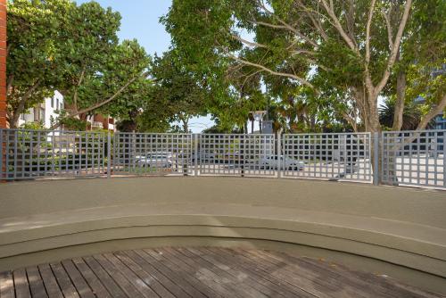 Manhattan Wharfside 207