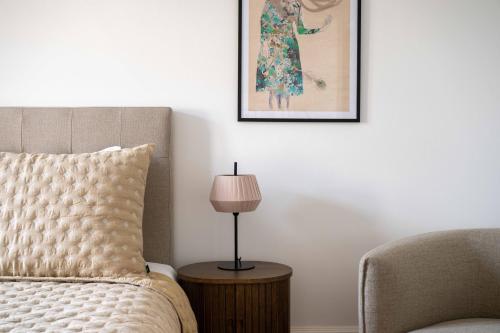 Apartment image 8