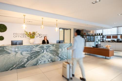 PREMIER SUITES PLUS Rotterdam - image 8