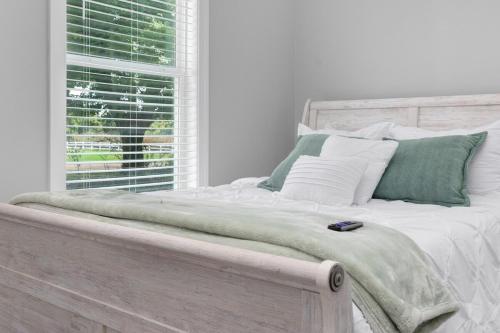 NEW Listing The Blue Farm House