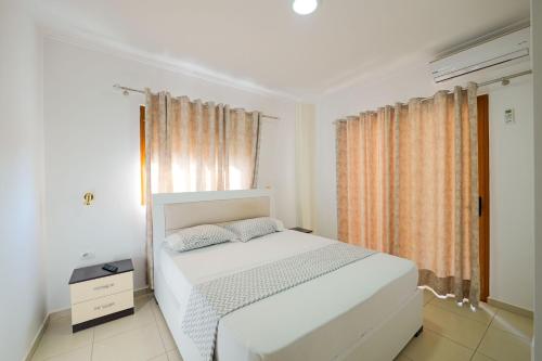 Deluxe Apartment image 10