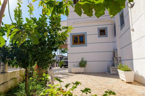 Vila Kristiano Ksamil - image 4