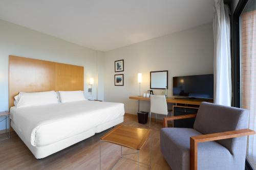Hesperia Barcelona Del Mar - image 12