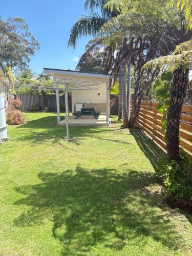 Luxury Holiday Unit 8min walk to Town Center with Boat Parking in Mallacoota