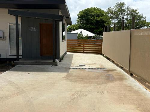 Luxury Holiday Unit 8min walk to Town Center with Boat Parking in Mallacoota