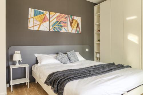 Suites in Financial District, Milan