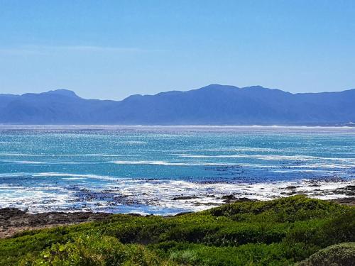 Sunset Bliss - Gansbaai Seafront Accommodation, Gansbaai (fotografie 8)