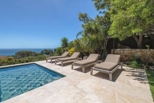 Relax in Style at this Stunning Villa in Camps Bay, Cape Town, Città del Capo (foto 5)