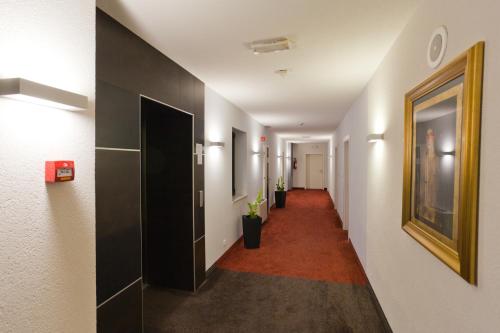 Hotel Marina - image 13