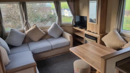 Newquay Caravan, Newquay Bay Resort Jetts View 104 in Trevelgue