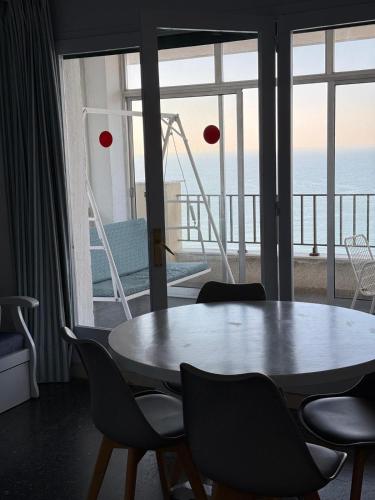 Apartment with Sea View image 7