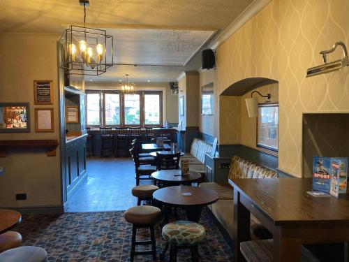 Bar/ Salón, The Buck Inn in Whitby