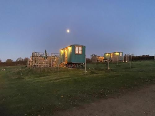 The Hide at Manton Bay- Glamping, Oakham (Foto 2)