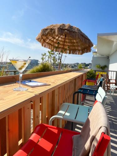 Facilities, The People Caen in Caen