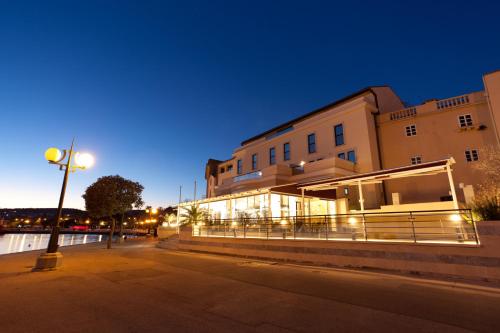 Hotel Marina - image 2