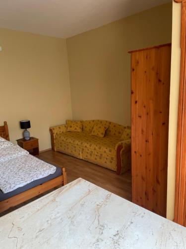 Apartment with Terrace image 5
