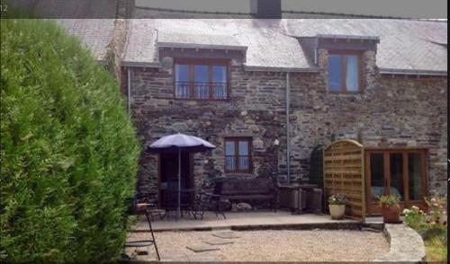 Dārzs, Grange Cottage in Beganne