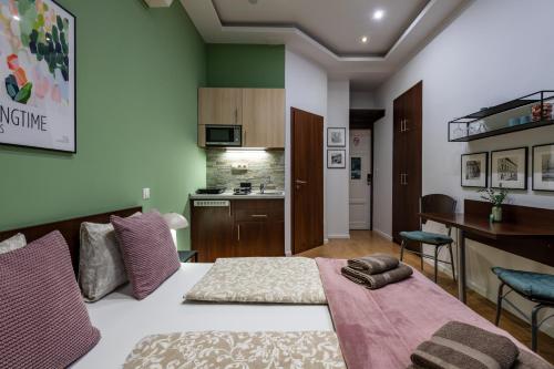 Budapest Holidays Apartments - image 12