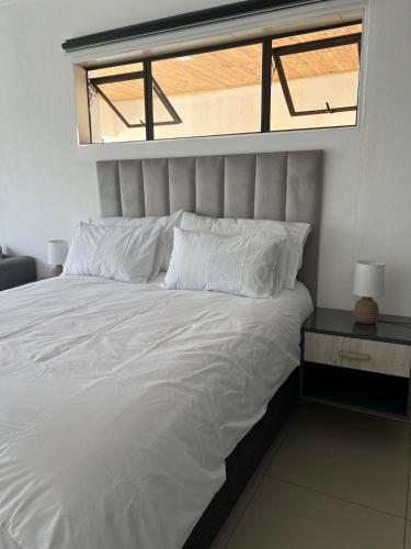 Oasis Lux Apartments