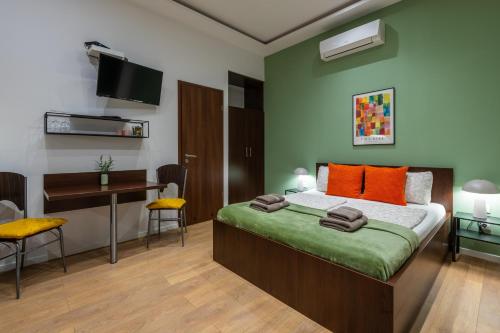 Budapest Holidays Apartments - image 6