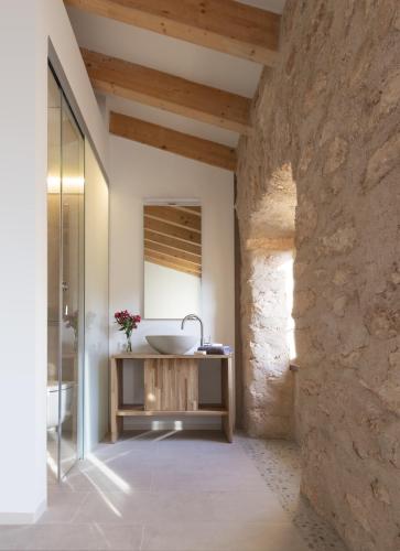 Cas Padrins, piscina, barbacoa, diseño y confort