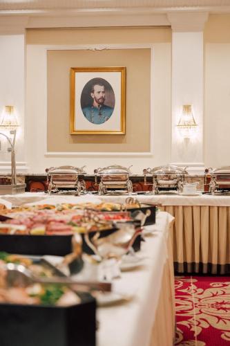 Hotel Stefanie - image 11