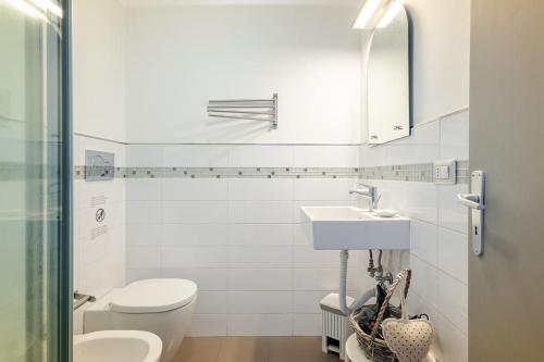 Elephant's Smile B&B – Catania, CA