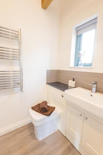 Fürdőszoba, Hedgehogs Home at Tove Valley Cottages in Heathencote