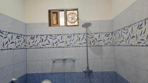 Serene Stays Hotel - image 2