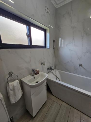 K Apartments - image 4