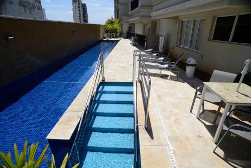 Khaki One - Apartamento com Estacionamento, ao Lado da Estação Luz – khách sạn tại Se