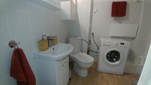 Dom wakacyjny nad jeziorem Zajączkowskim