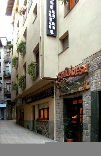 Hostal Les Collades