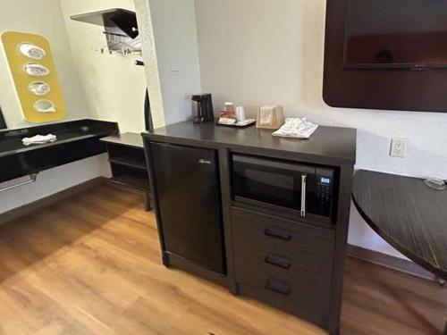 Studio 6 Suites - Riverside, CA South in Riverside, USA