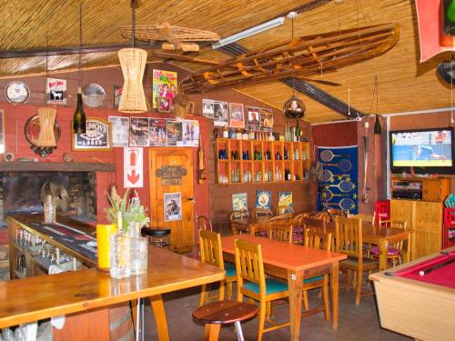 Pubi/sohvabaar, Suntouched Inn in Napier