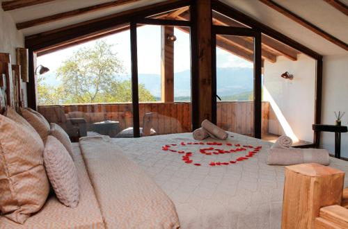 Вили Панорама Лещен