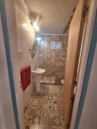 Vannas istaba, Deméter (Demeter) in Loma Bola