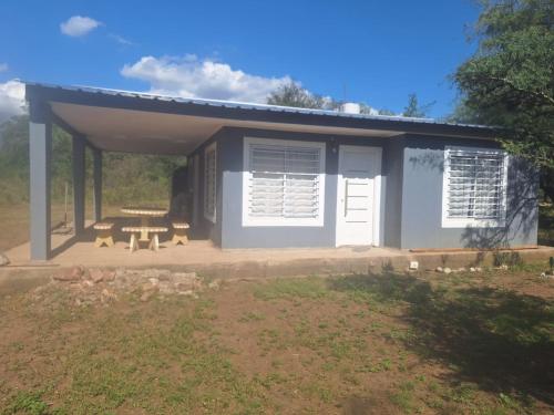 Viesnīcas āriene, Deméter (Demeter) in Loma Bola