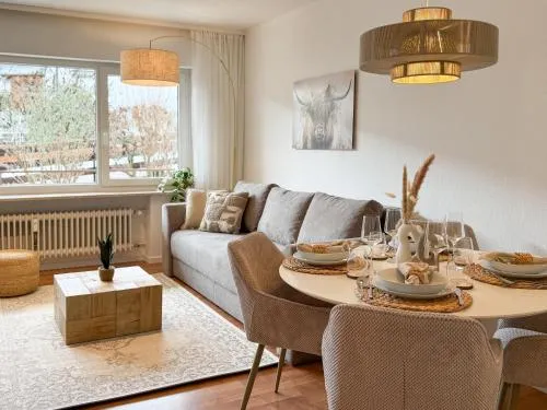 Schwarzwald-Studio mit Sonnenbalkon nähe Grillplatz in Lenzkirch, Deutschland