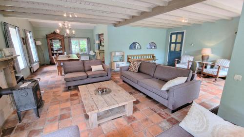 DB100 - Charming farmers home with wide view over orchard, Domburg