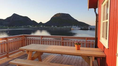 Iekārtas, Bensvik Brygge in Leknesa