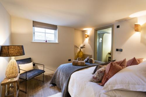 A szálláshely kívülről, Solace in Totnes