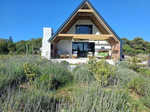 3 bedrooms, 4 beds